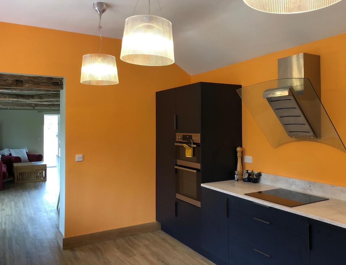 Lower Farm Lodge 斯托马基特 外观 照片